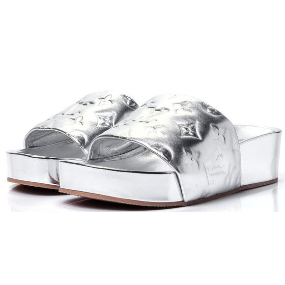 Louis Vuitton Silver Metallic Lambskin Leather Flatform Slide Sandal 38 / US 8 - Picture 1 of 12